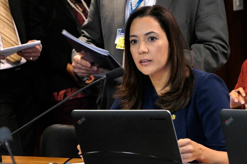 “Senado aprova projeto que acaba com a exigência da carteira “D” para instrutores de auto escola” destaca relatora Mailza Gomes